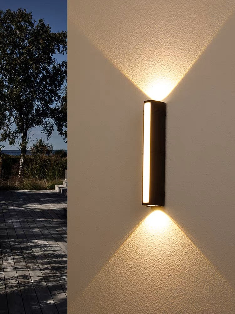 18W LED Interior / Exterior Wall Light Length 220mm Up Down Front Opal Diffuser IP65 Black Aluminum, 1.5M Pre-wired cable