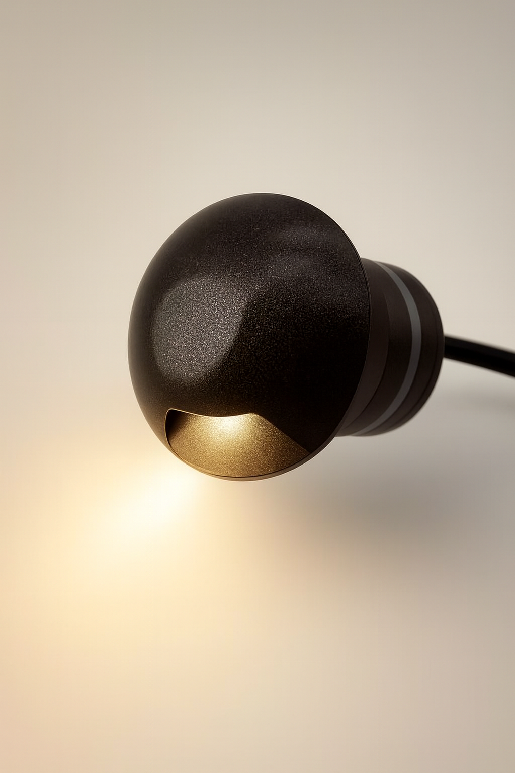 Eyelid 2.5W Lola LED Waterproof IP67 In Ground Marker Light 3000K Warm White