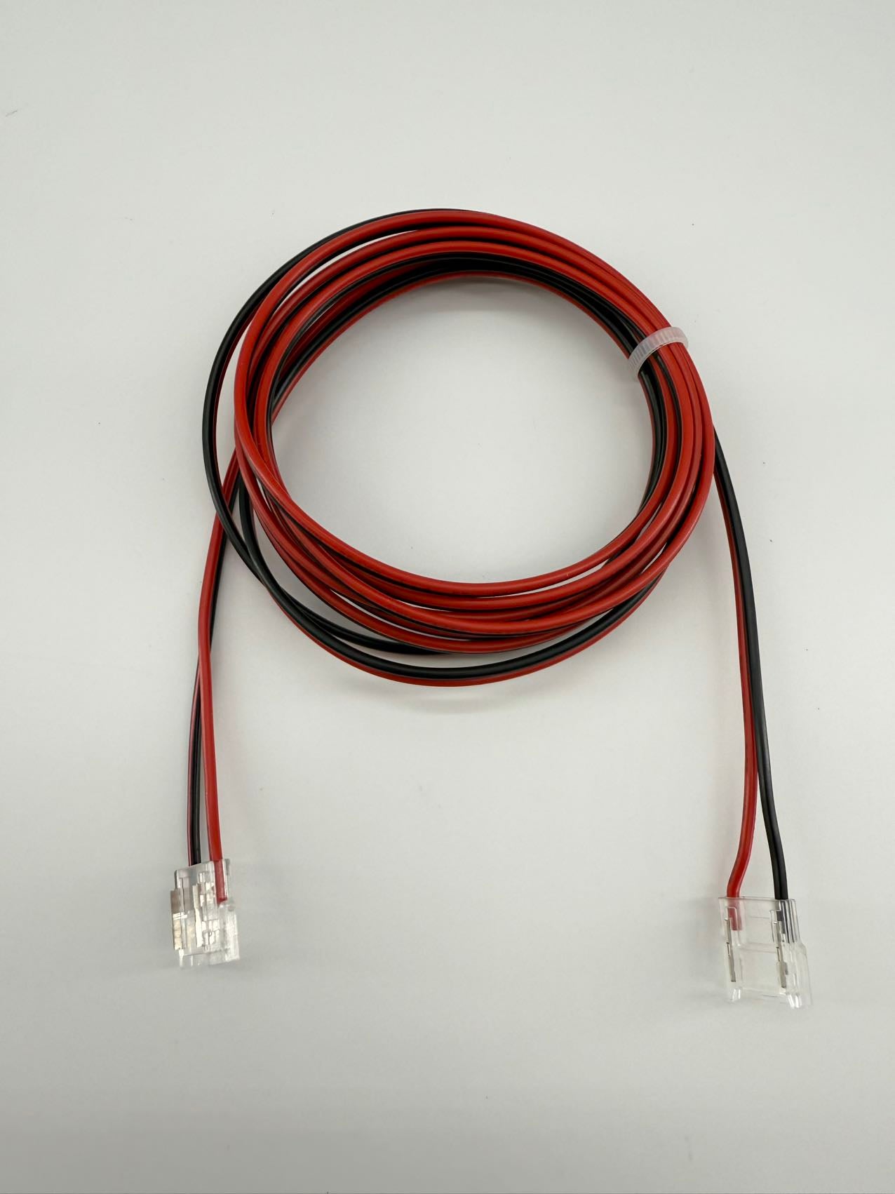 
                  
                    1 - 10 Metre Extension/Bridge/Gap connector for 10mm Dotless COB Strip LED Single Color Strip IP44
                  
                